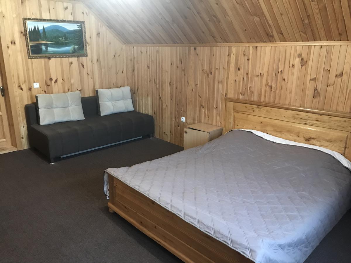 Садиба Червона калина Private estate Chervona Kalyna Яремче Екстер'єр фото