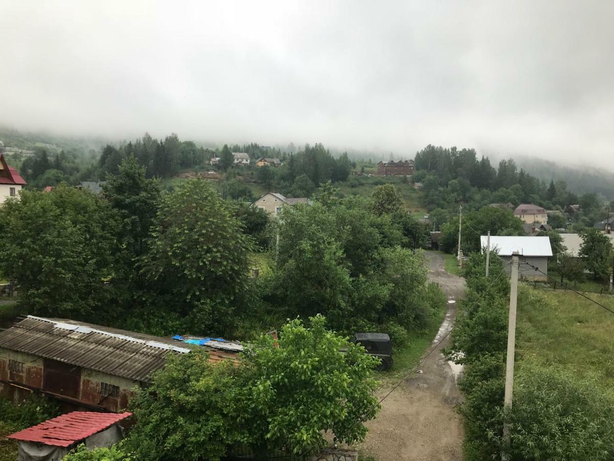Садиба Червона калина Private estate Chervona Kalyna Яремче Екстер'єр фото