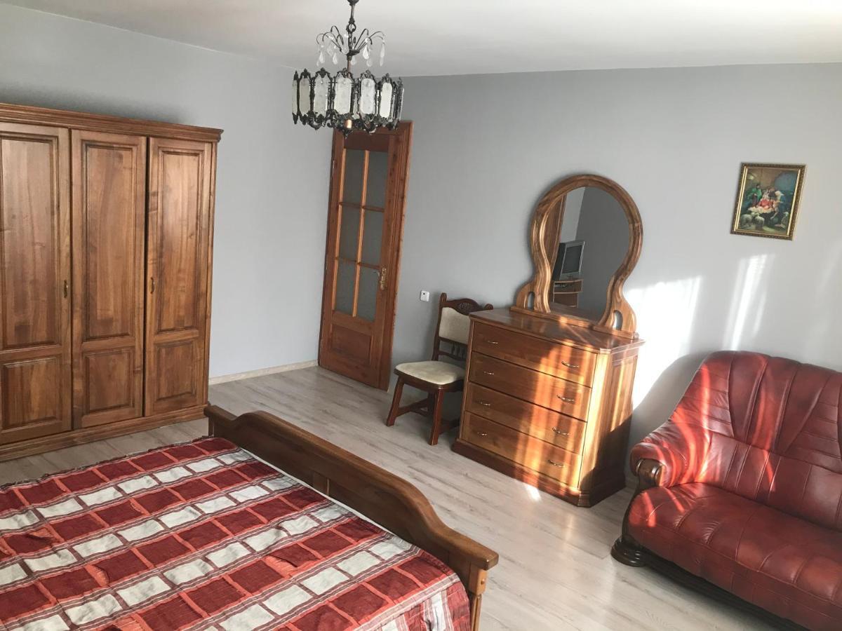 Садиба Червона калина Private estate Chervona Kalyna Яремче Екстер'єр фото